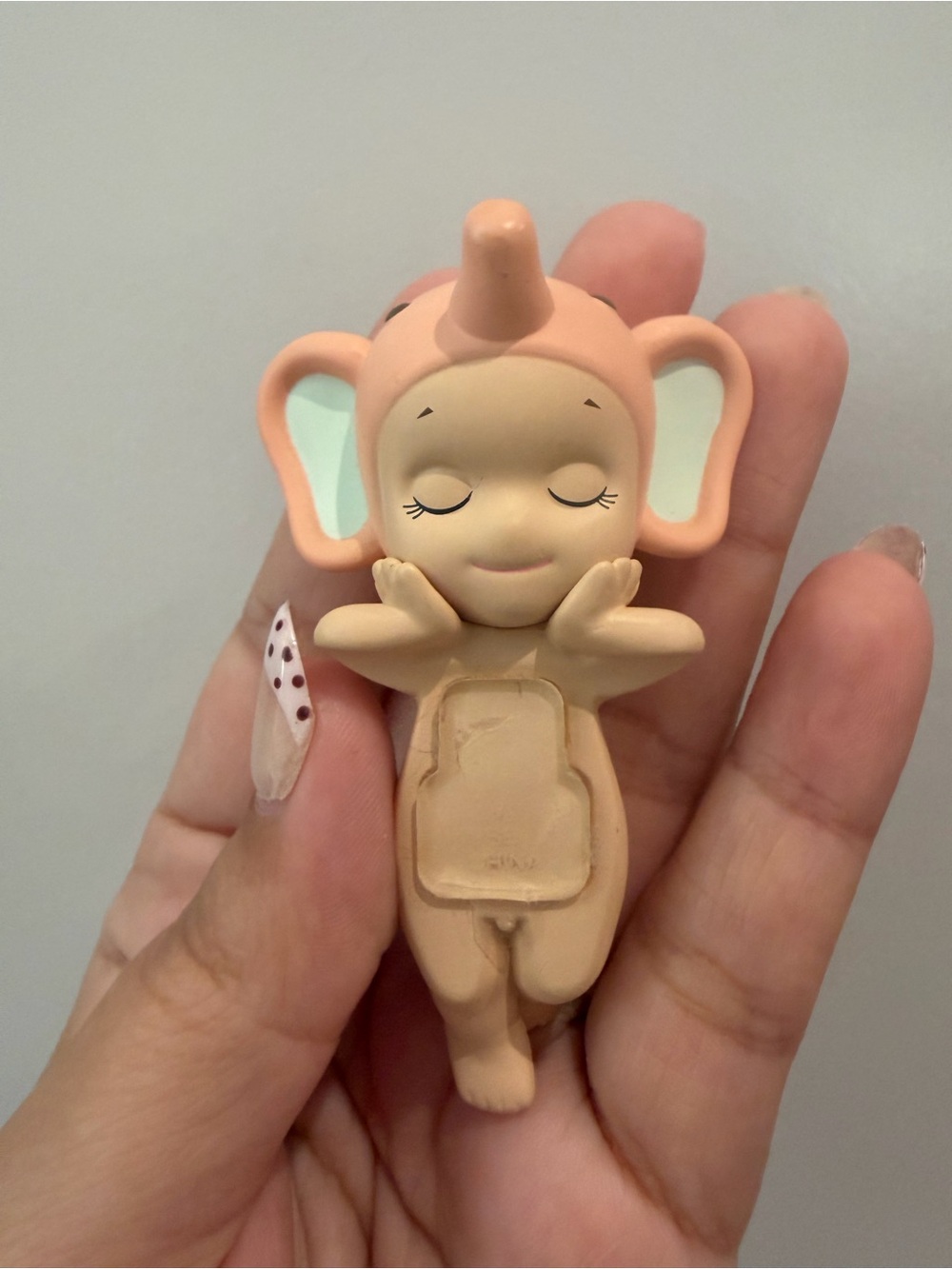 Dreamy Elephant Hipper Sonny Angel